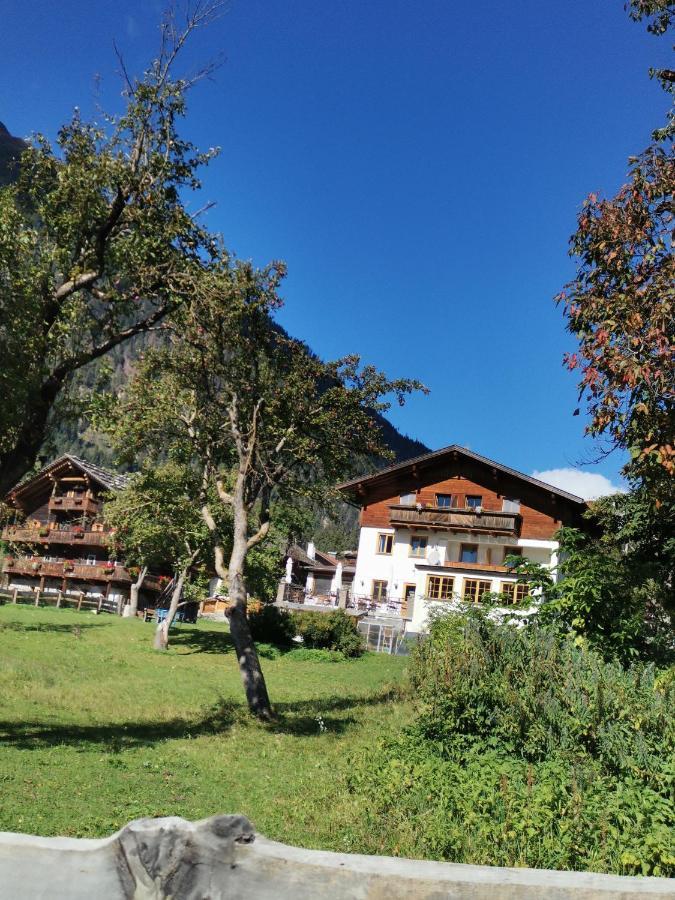 Landgasthof Steiner Matrei in Osttirol Exterior foto